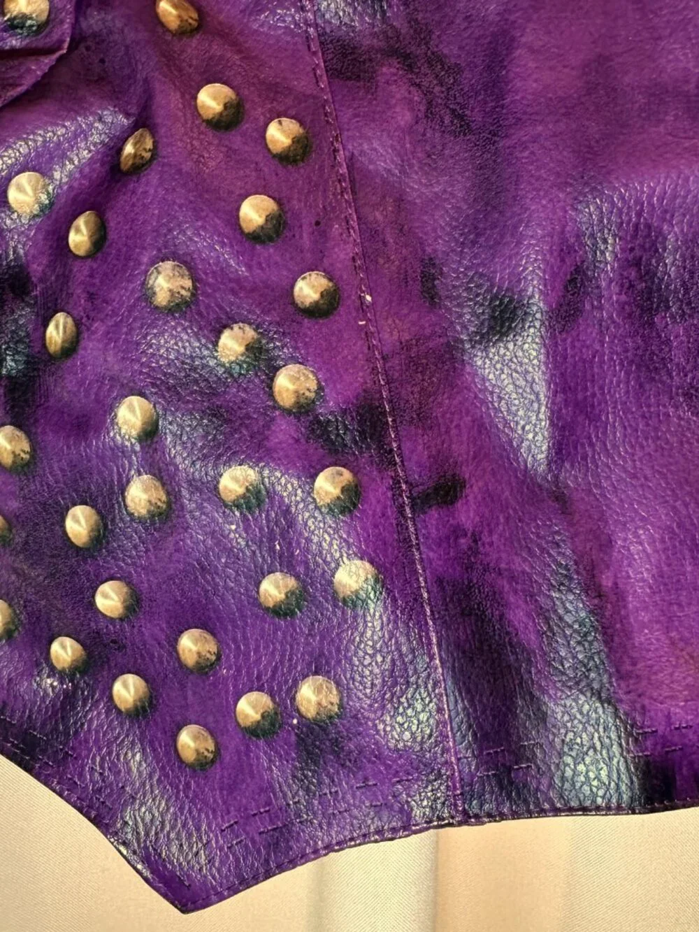 Disney Store Descendants Mal Full Zip Faux Leather Costume Jacket Size 7/8 - Picture 6 of 12